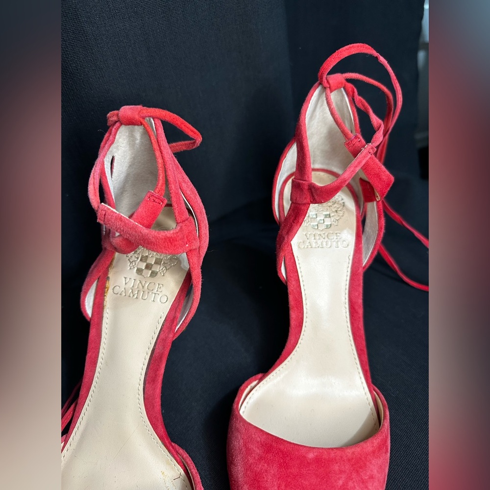 Vince Camuto Red Suede Women's Heels - Picture 3 of 8